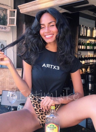 Шлюха Юля №34443, 25 лет